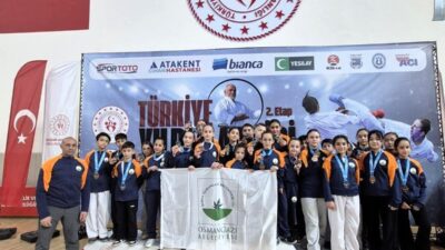 Osmangazi Belediyespor Karate Takımı, Eskişehir’de düzenlenen Türkiye Yıldızlar Ligi 2’inci