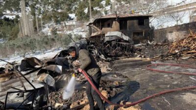 Osmaniye’nin Bahçe ilçesinde bulunan hızar atölyesinde çıkan yangın itfaiye ekiplerin