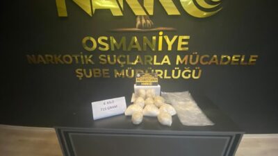 Osmaniye’de polisin durdurduğu yolcu otobüsünün bagajında bulunan bir valizde 4