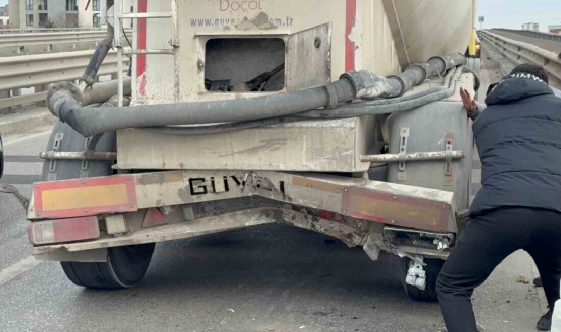 Samsun’da viyadük üzerinde meydana gelen trafik kazasında, otomobilin çimento tankerine