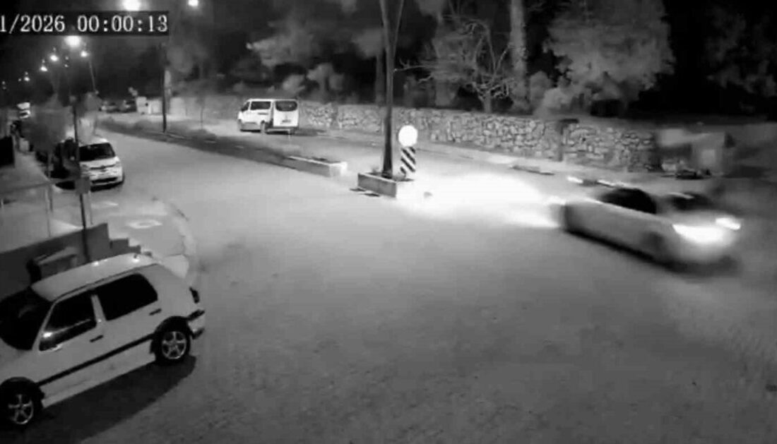 Muğla’nın Marmaris ilçesinde gece saatlerinde meydana gelen trafik kazasında alkollü