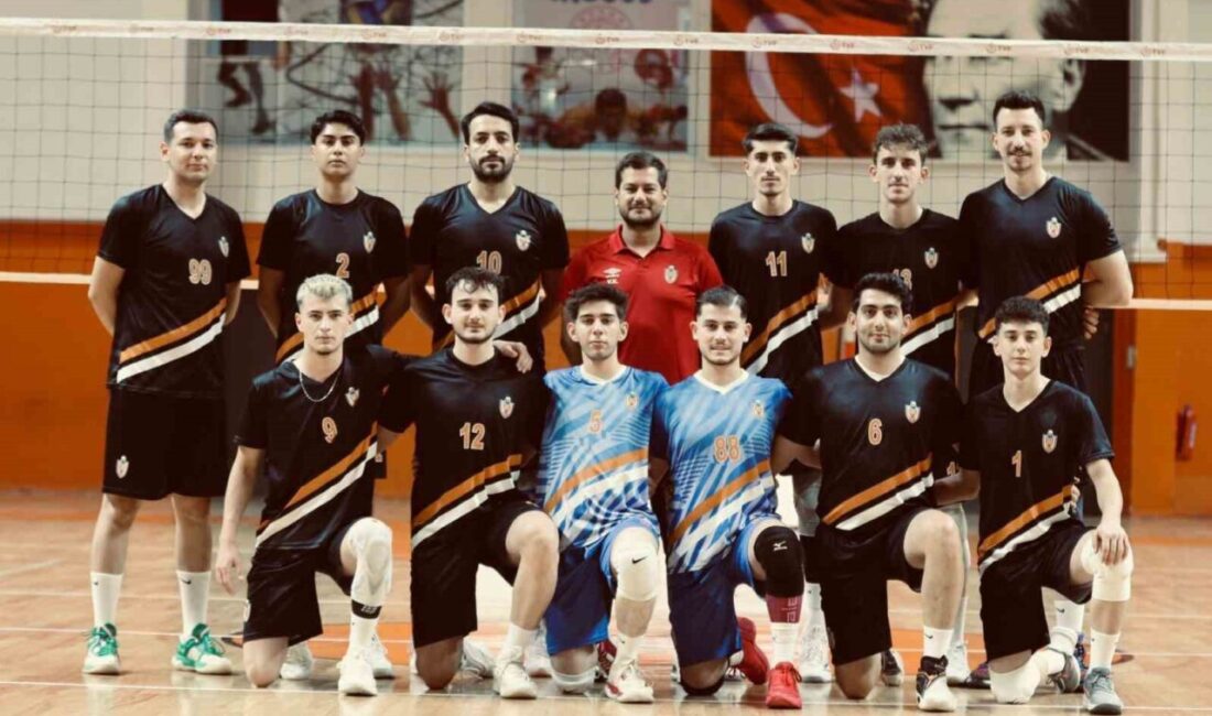 Tamamı İnegöllü altyapı sporcularından oluşan İnegöl Belediyespor Erkek Voleybol Takımı,