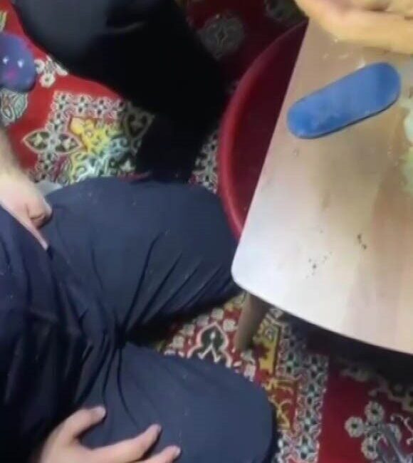 Adana’da parmağını kombi borusuna sıkıştıran bir kişinin imdadına Cankur ekipleri