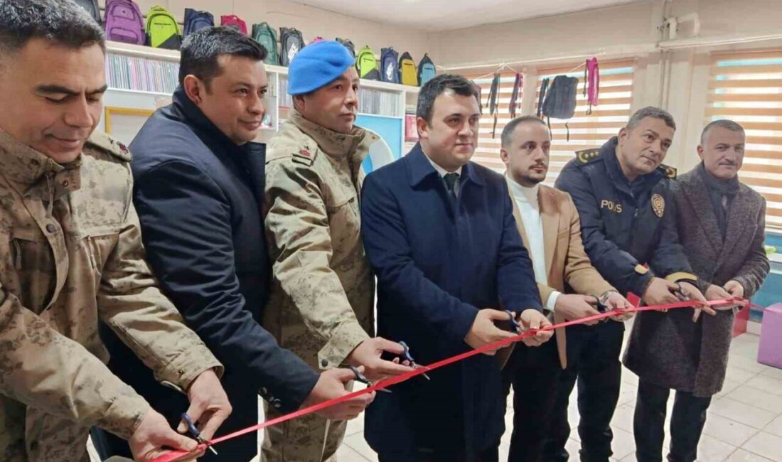 Ağrı’nın Patnos ilçesinde, öğrenciler arasında yardımlaşma ve paylaşma kültürünü güçlendirmeyi