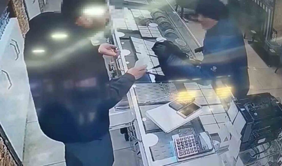 Pendik Kaynarca’da bir kuyumcu dükkanına oyuncak silahla soygun girişiminde bulunan