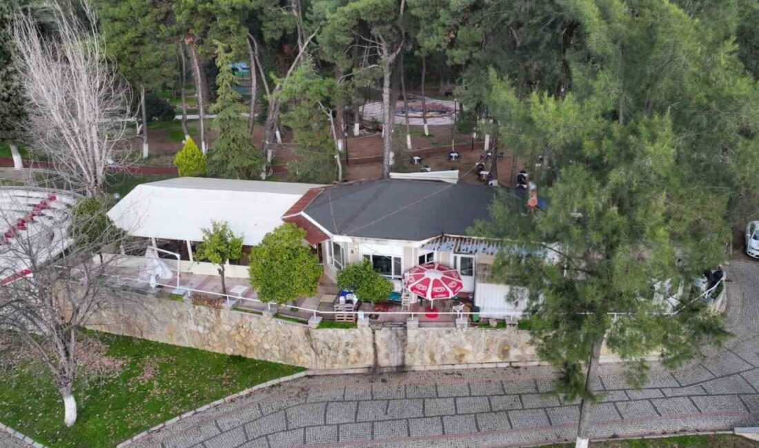 Pınarbaşı Mesire Alanı’nda yer alan Pınarbaşı Kafe yenilenerek daha konforlu