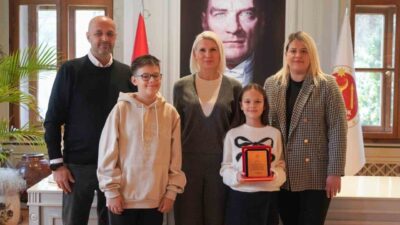 Bilecik Belediye Başkanı Melek Mızrak Subaşı, Kıbrıs Gazimağusa’da düzenlenen 4.