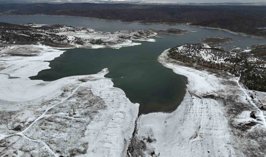 Eskişehir’in içme ve kullanma suyunu temin eden Porsuk Barajı’nın karla