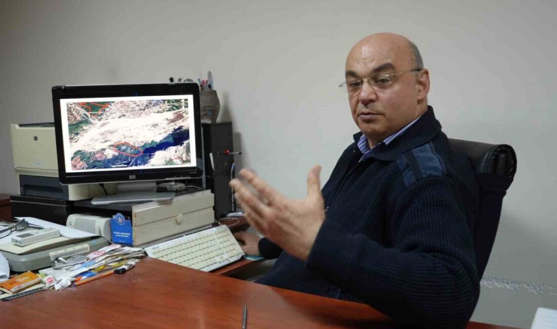 Antalya’nın eşsiz falezlerinin tahribat riskiyle karşı karşıya olduğunu belirten Prof.