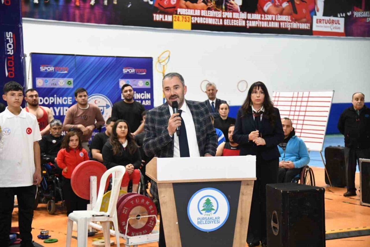 Pursaklar Belediyesi’nin ev sahipliğinde, Bedensel Engelliler Büyükler Kulüpler ile Gençler-Büyükler