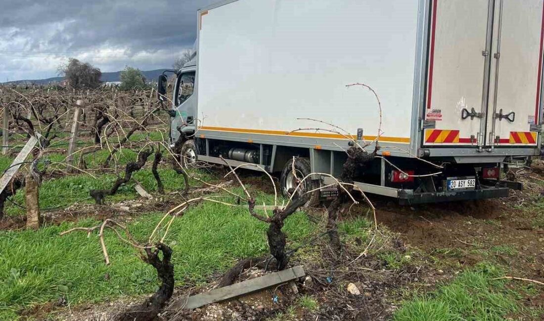 Denizli’nin Buldan ilçesinde, kazalarla sık sık gündeme gelen Buldan karayolunda