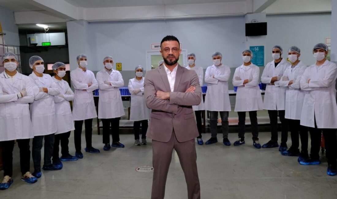 Saç dökülmesiyle mücadelede yeni bir dönemin kapılarını aralayan URAW Kozmetik;