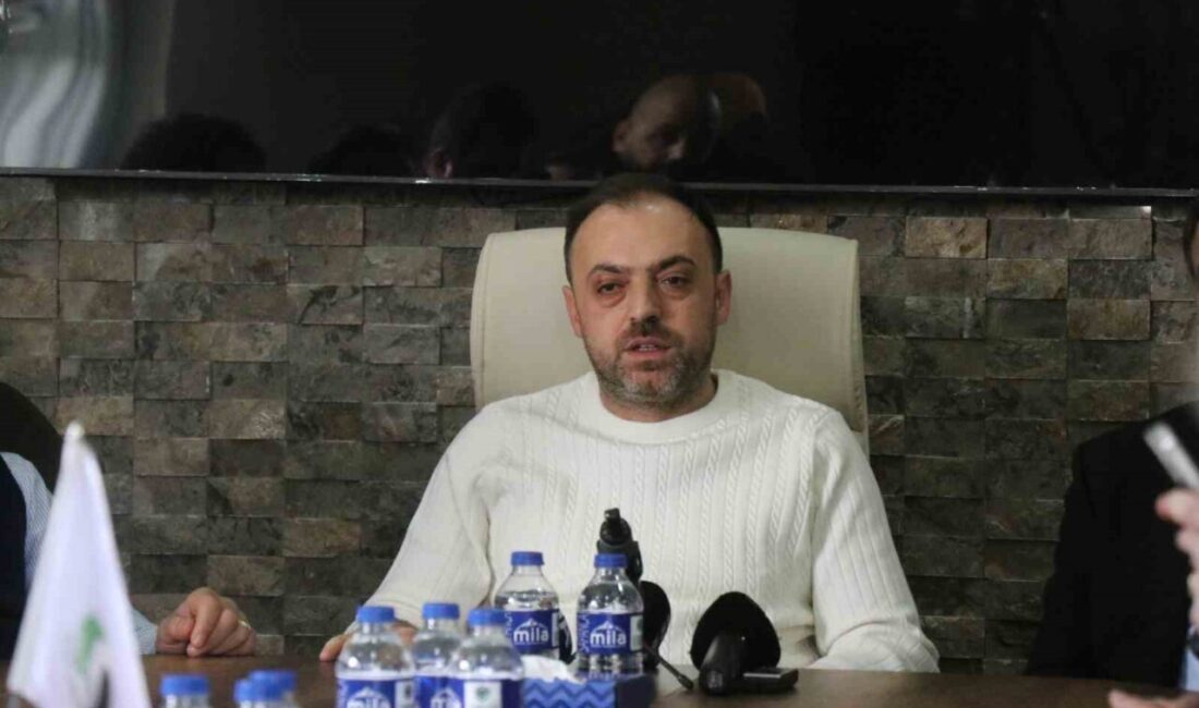 Sakaryaspor Başkanı Enes Zengin, göreve geldikleri kısa sürede 18 icra