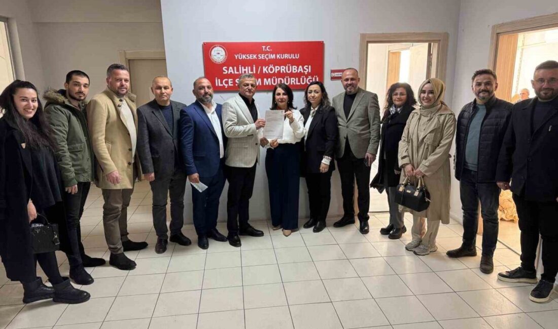 Manisa’nın Salihli ilçesindeki Esnaf ve Sanatkarlar Odası’nın Olağan Genel Kurulu’nda