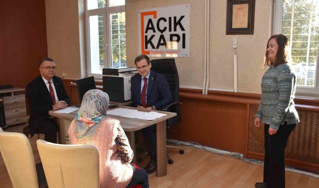 Manisa’nın Salihli ilçesinde vatandaşlarla buluşan Kaymakam Ali Güldoğan, vatandaşların istek