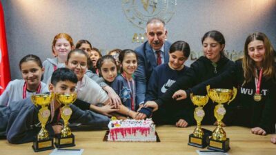 Hemsball Küçükler ve Yıldızlar Türkiye Şampiyonası’nda Aydın’ı temsil eden sporcular,