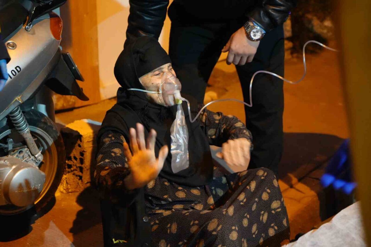 SAMSUN (İHA) – Samsun’un İlkadım ilçesinde üç katlı bir binanın