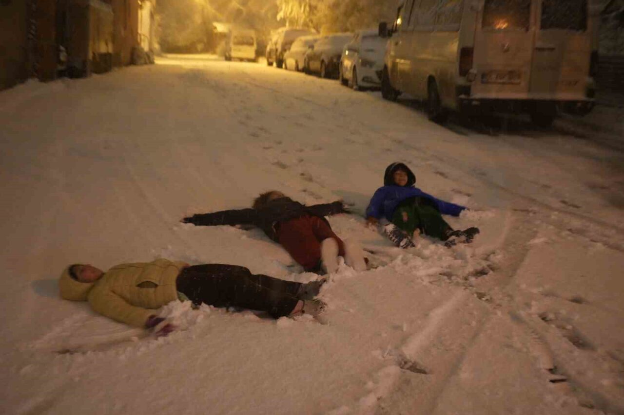 SAMSUN (İHA) – Samsun İl Milli Eğitim Müdürlüğü, olumsuz hava