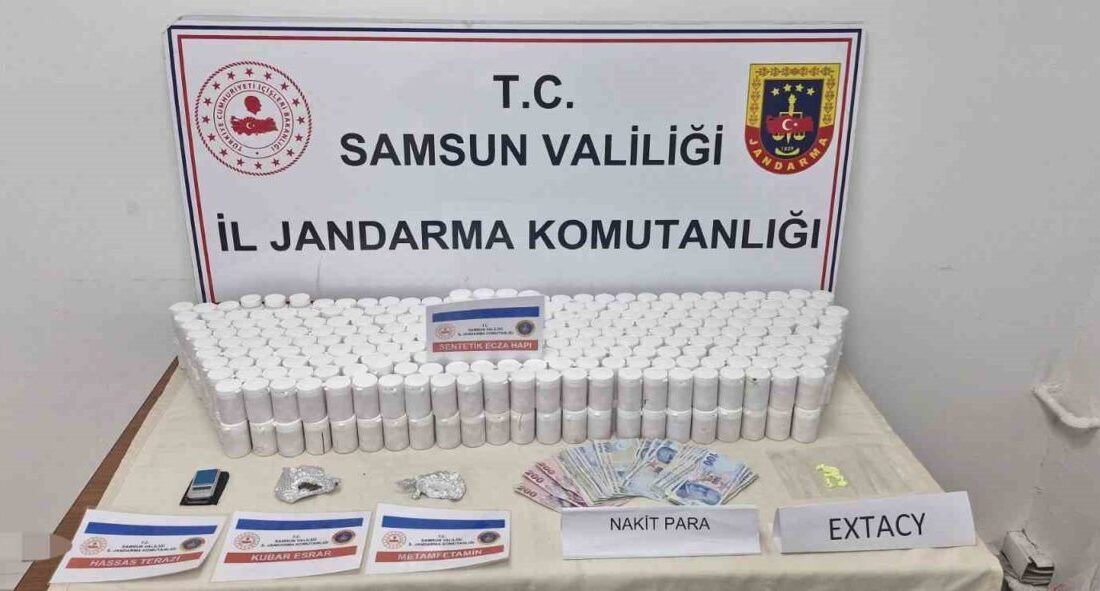 Samsun’un İlkadım ilçesinde jandarma ekiplerince düzenlenen uyuşturucu operasyonunda yüklü miktarda