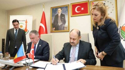 Şanlıurfa Büyükşehir Belediyesi ile Romanya’nın Piteti Belediyesi arasında “Kardeş Şehir