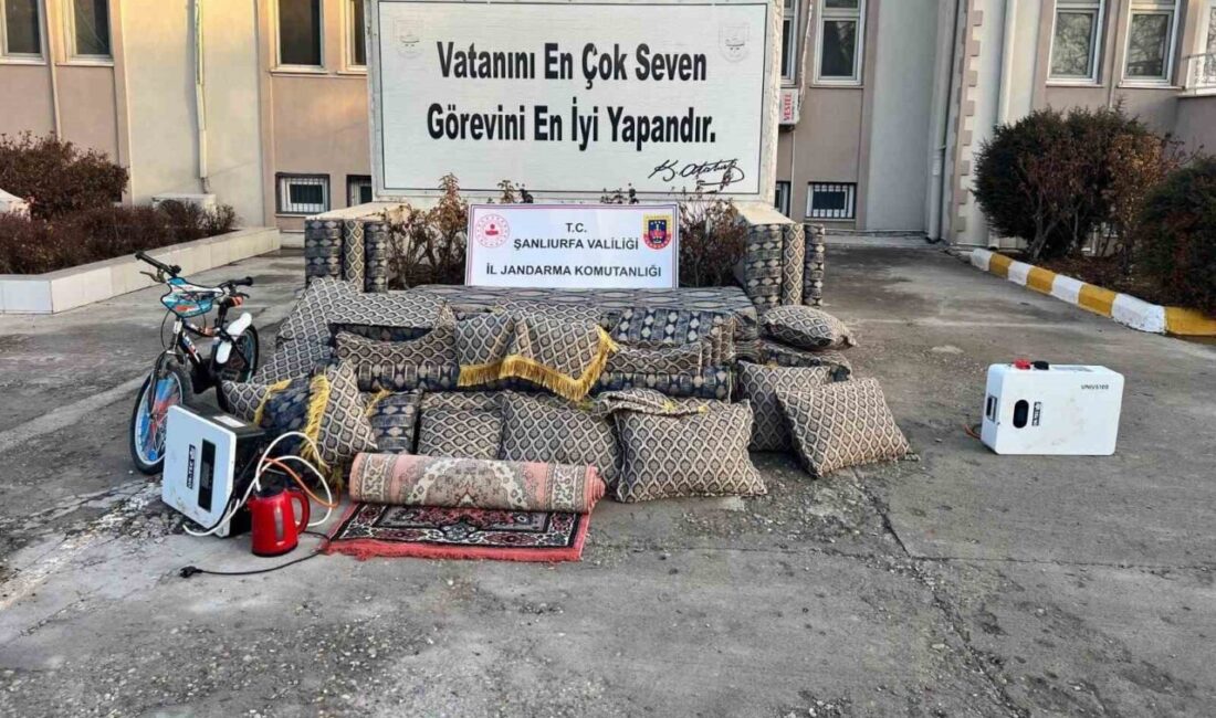 Şanlıurfa’da bağ evinden hırsızlık yapan 4 şüpheli çalınan malzemelerle yakalandı.