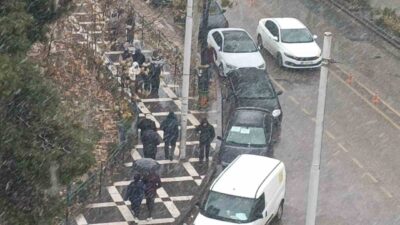 Meteoroloji Genel Müdürlüğünün uyarılarının ardından Şanlıurfa’da beklenen yoğun kar yağışı