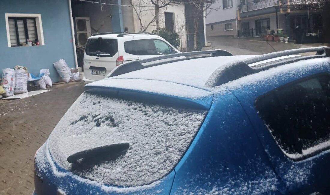 Manisa’nın Sarıgöl ilçesinde sabaha karşı etkili olan soğuk hava ile