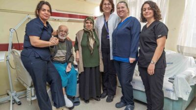 Diyabetik ayak enfeksiyonu şikâyetiyle İzmir Büyükşehir Belediyesi Eşrefpaşa Hastanesi’ne başvuran