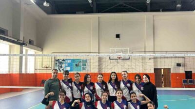 BİTLİS (İHA) – Bitlis’in Tatvan Selahaddin Eyyubi Ortaokulu öğrencileri, bölge