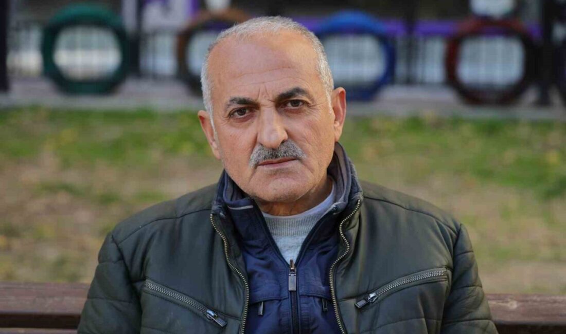 Adana’da yaşayan seyyar satıcı, 5 yıldır eşinden boşanmak için mücadele