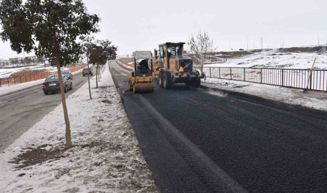 Siirt Belediyesi şehir genelinde altyapı ve yol bakım çalışmalarını aralıksız