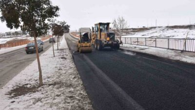 Siirt Belediyesi şehir genelinde altyapı ve yol bakım çalışmalarını aralıksız