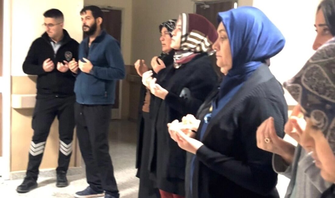 Simav Doç. Dr. İsmail Karakuyu Devlet Hastanesinde vefat eden sağlık