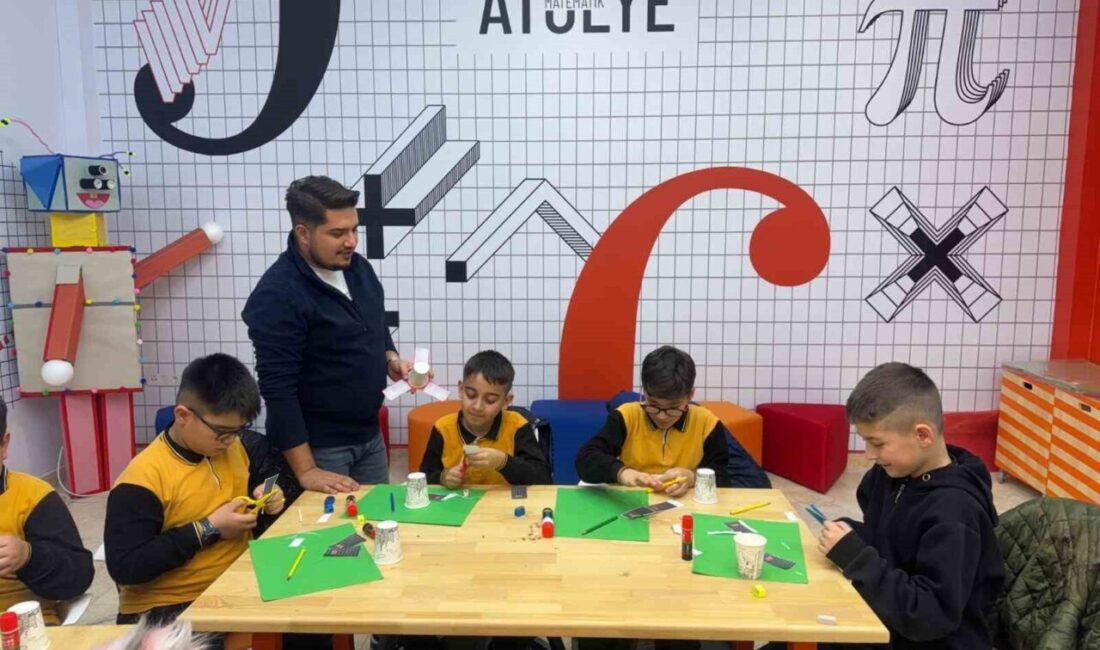 Sincan Belediyesi, yarıyıl tatiline giren öğrenciler için etkinlikler hazırladı. Bilim