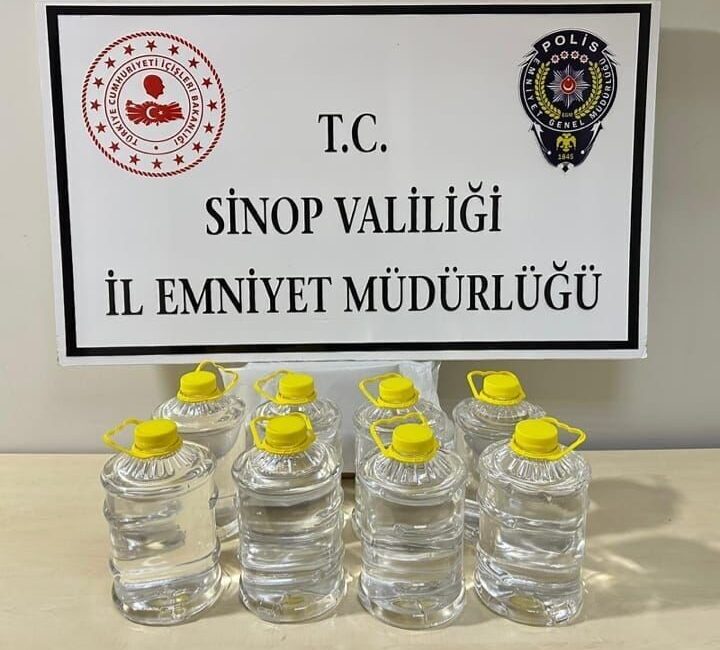 Sinop’un Gerze ilçesinde polis ekipleri tarafından düzenlenen operasyonda 20 litre