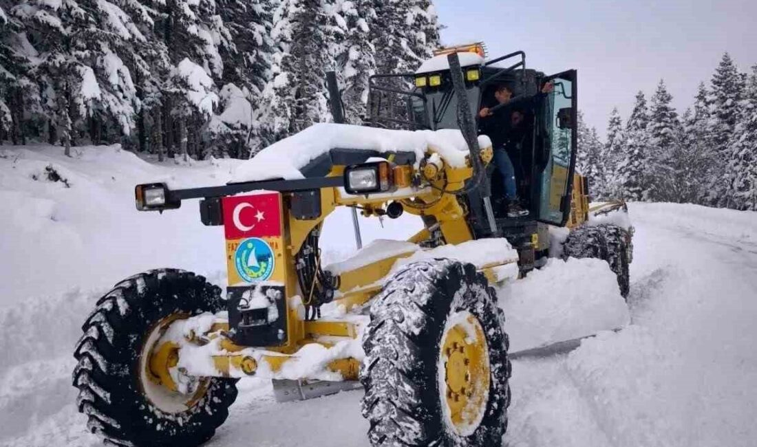 Sinop İl Özel İdaresi ekipleri, son 3 günde etkili olan