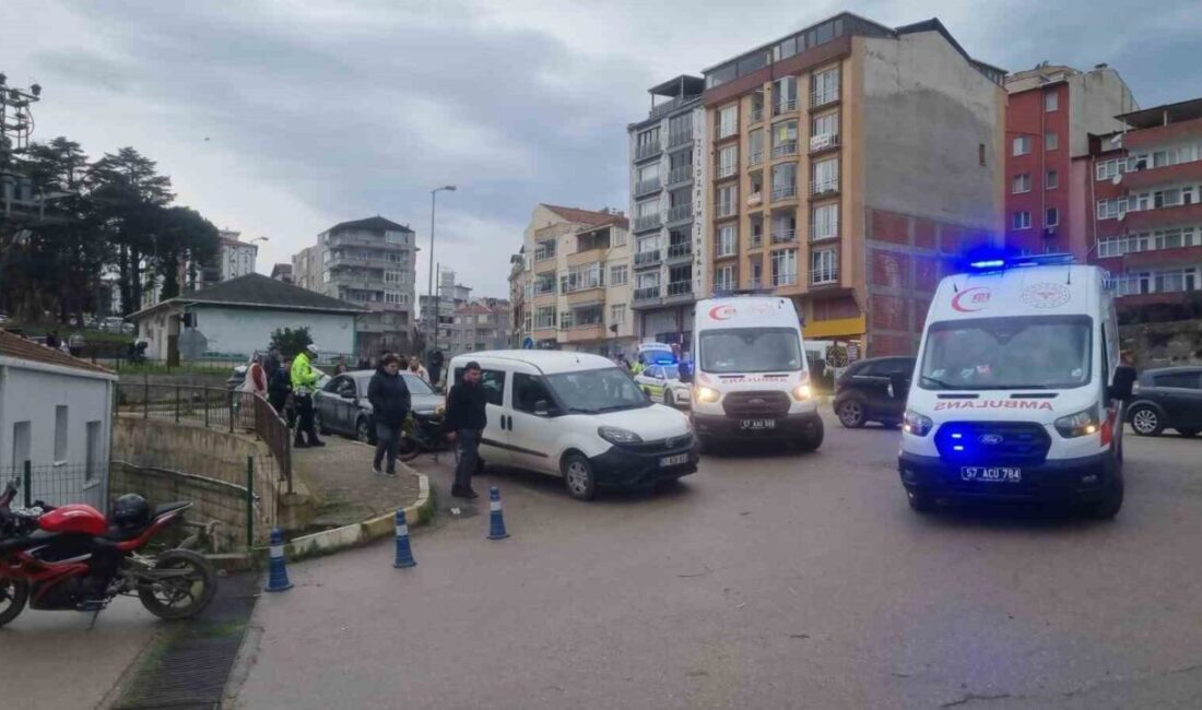 Sinop’ta otomobil ile motosikletin çarpışması sonucu meydana gelen trafik kazasında