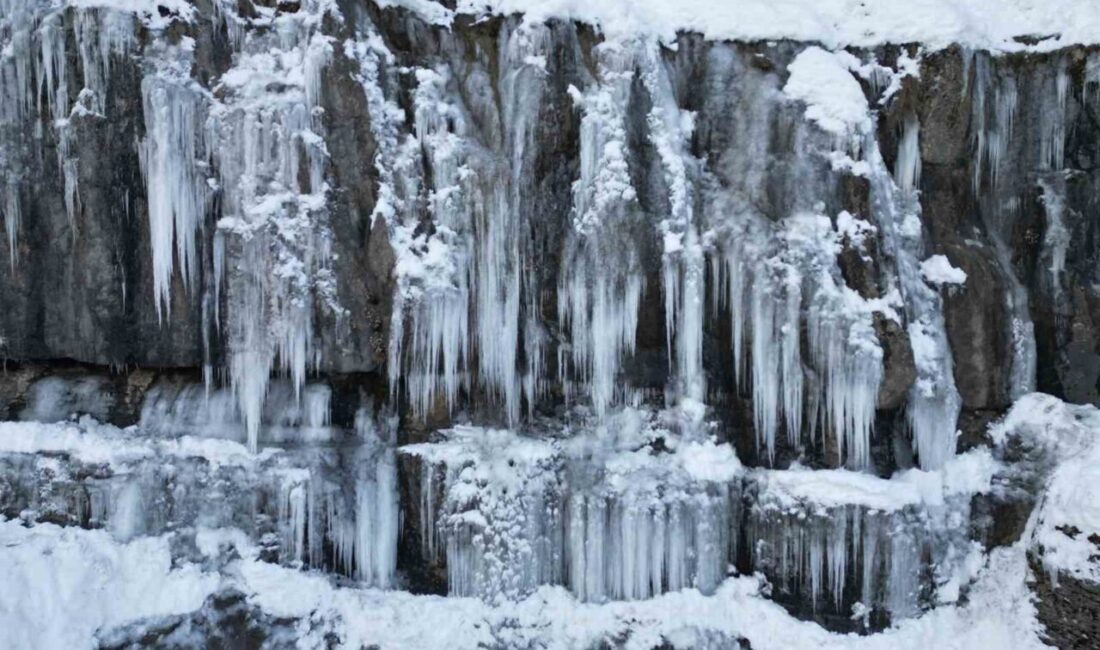 Şırnak’ın Beytüşşebap ilçesinde kar yağışı sonrası oluşan buz sarkıtları dronla