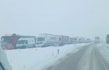 Sivas’ta sabah saatlerinden bu yana etkisini artıran kar yağışı sonrası