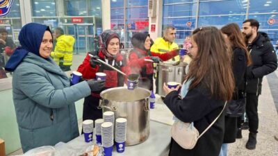 Sivas’ta son 20 yılın en yoğun kar yağışı yaşandı. Ulaşımda