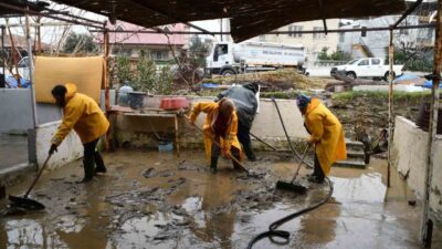 Aydın’ın Söke ilçesinde dün etkili olan yoğun yağışın ardından meydana