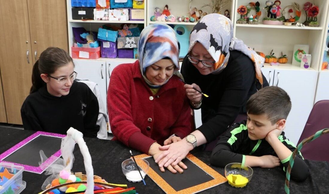 Sakarya Büyükşehir Belediyesi tarafından düzenlenen sömestr atölyeleri, ara tatilde olan