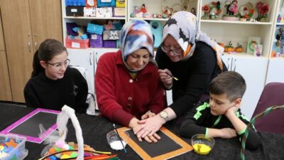 Sakarya Büyükşehir Belediyesi tarafından düzenlenen sömestr atölyeleri, ara tatilde olan