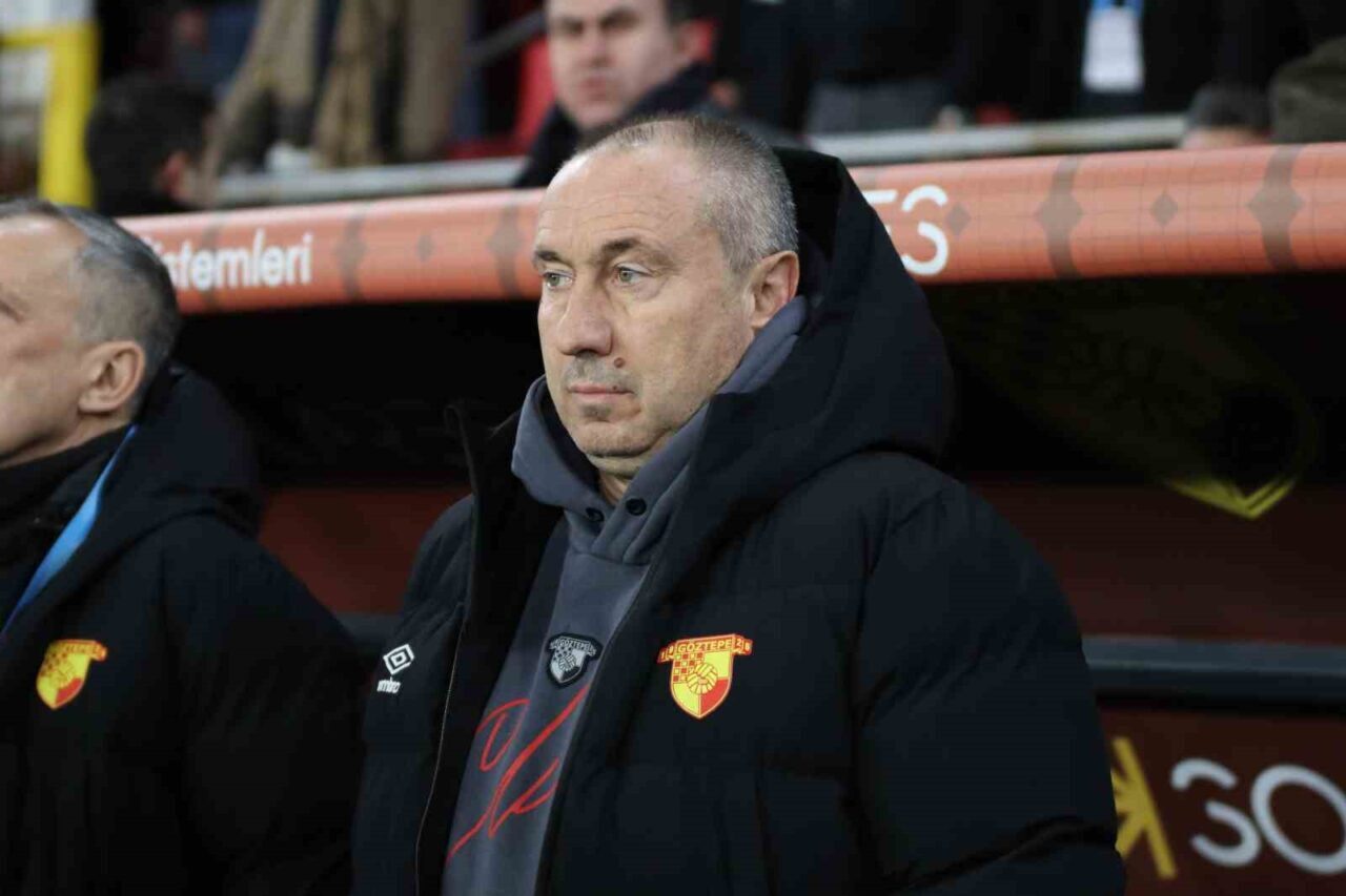 Göztepe Teknik Direktörü Stanimir Stoilov, Çaykur Rizespor maçının ardından, “Hakemler