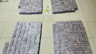 İstanbul Sultangazi’de şüphe üzerine durdurulan araçta çok miktarda uyuşturucu ele