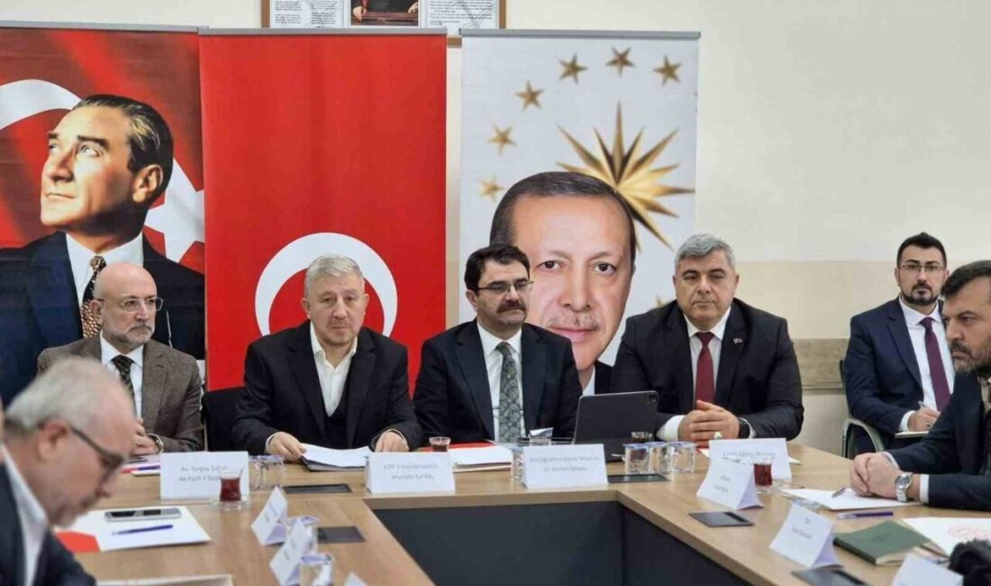 Afyonkarahisar İl Milli Eğitim Müdürü Miraç Sünnetci, amaçlarının kentte eğitimin