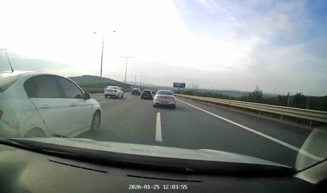 Beykoz’da Kuzey Marmara Otoyolu TEM bağlantı yolunda makas atan trafik