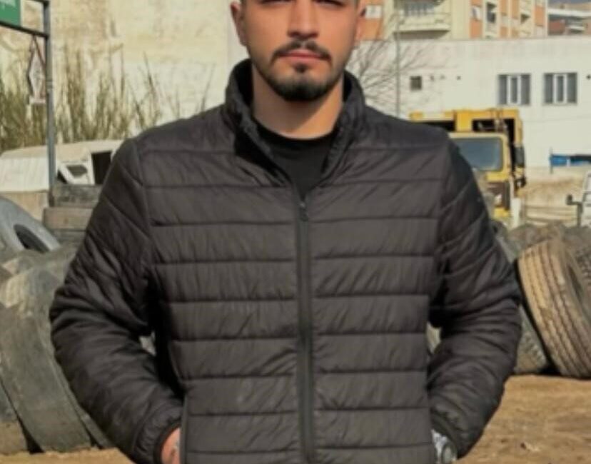 Aydın’ın Nazilli ilçesinde kontrolden çıkan hafif ticari aracın takla atması