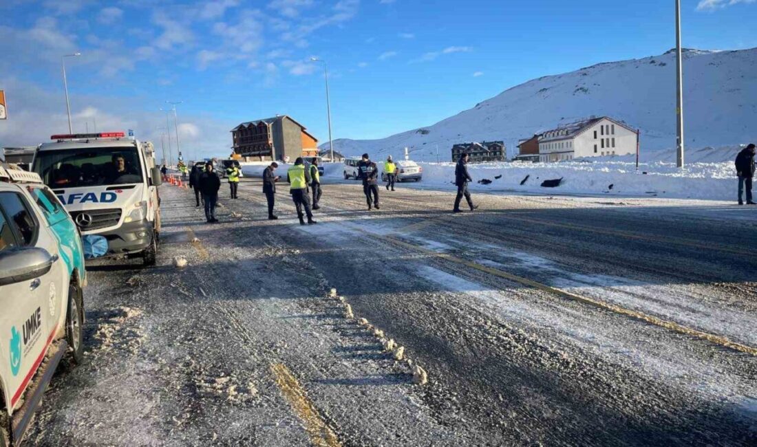 Kayseri’de ticari taksi ile yolcu minibüsünün çarpışması sonucu meydana gelen