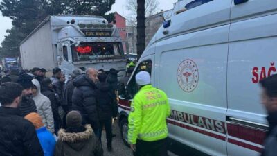 Bitlis’in Tatvan ilçesinde meydana gelen trafik kazasında bir kişi hayatını